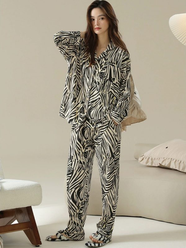 Autumn and Winter Antibacterial Cotton Zebra Pattern Home Clothing Set